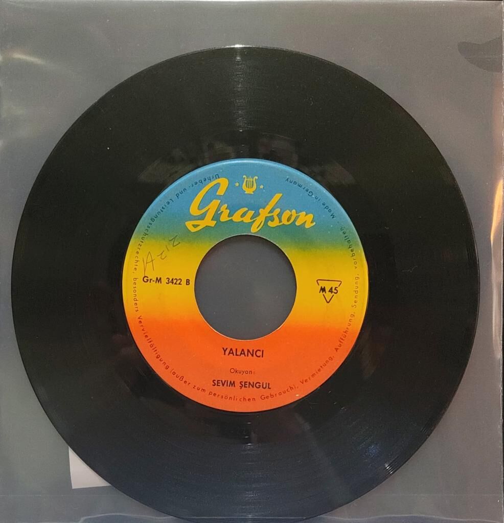 Sevim Şengül - Yalancı / Sokak Berduşu 45'lik