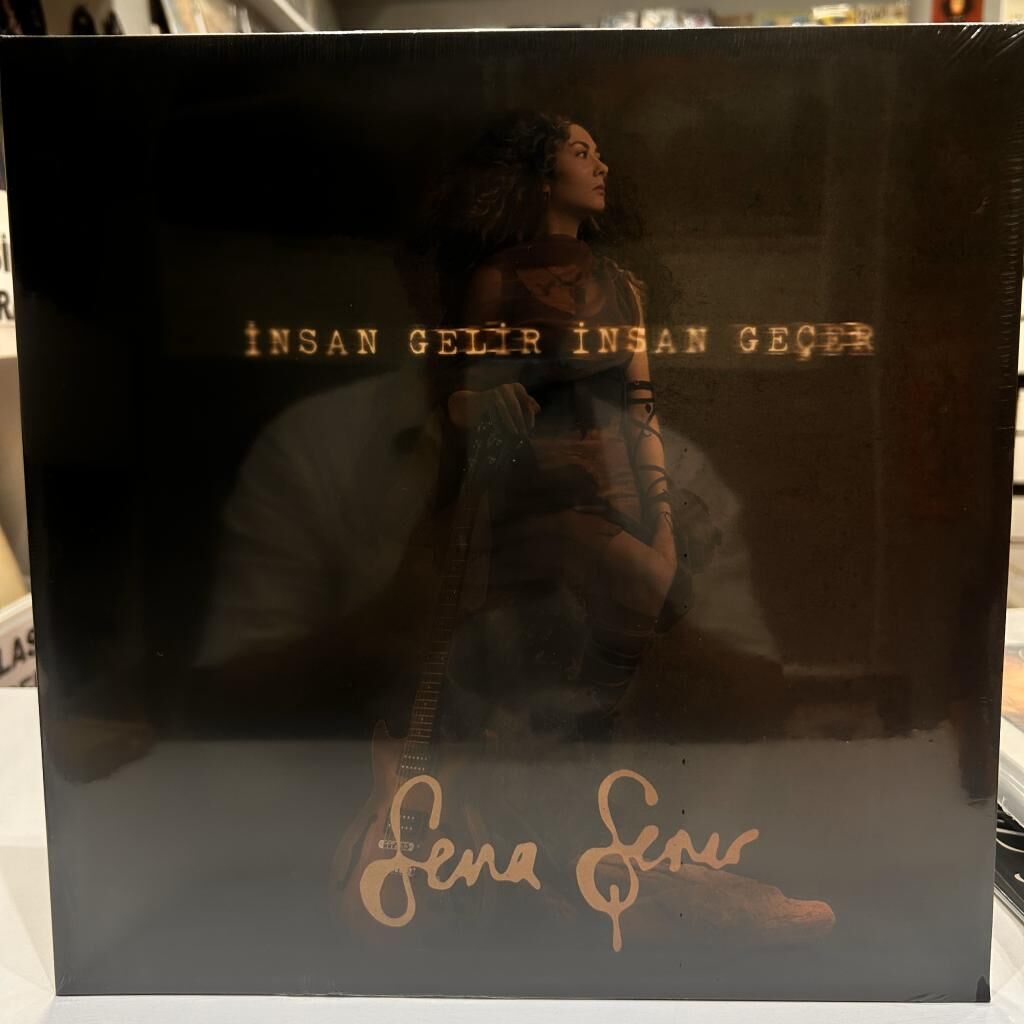 Sena Şener – İnsan Gelir İnsan Geçer LP