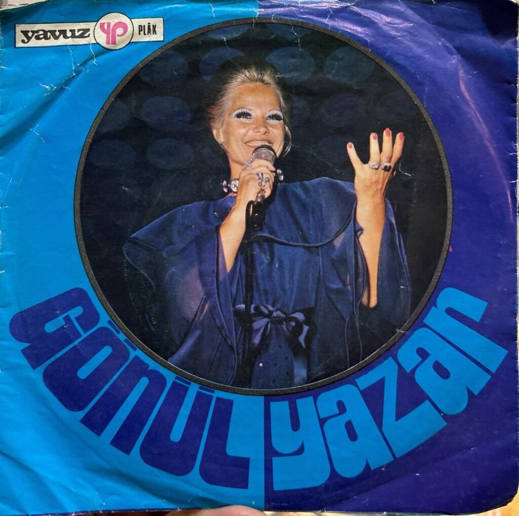 Gönül Yazar – Artık Bu Solan Bahçede Bülbüllere Yer Yok / Yalancı Yarim 1970ler Baskı 45lik