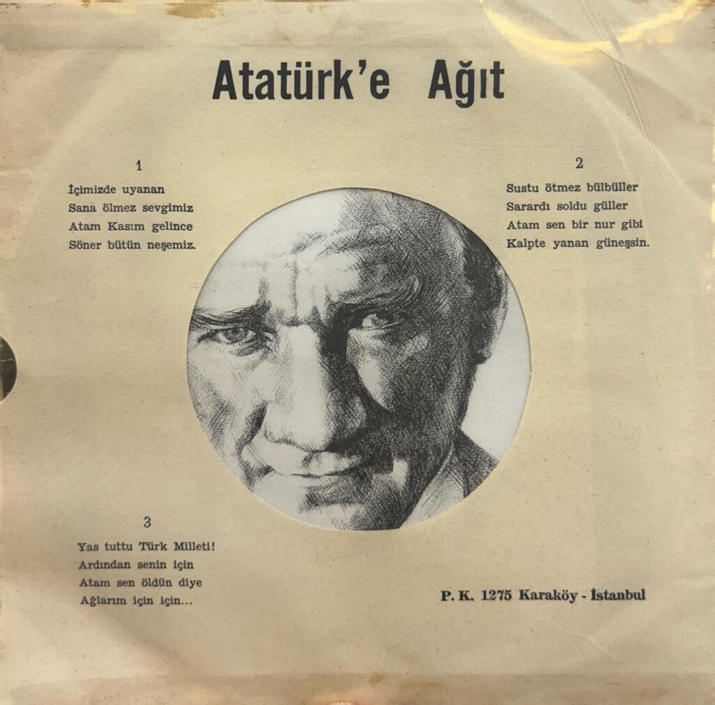 Vedia Koyunoğlu Okul Korosu Eşliğinde ‎– Cumhuriyetin 50.Yılı Övgüsü 1973 BASKI NADİR 45LİK