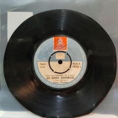 Genç Osman – Bir Dakika Bakarmısın / Doğru Mu 45'lik