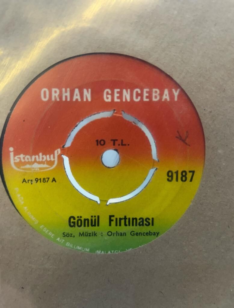 Orhan Gencebay – Gönül Fırtınası / Severek Ayrılalım 1971 BASKI 45LİK