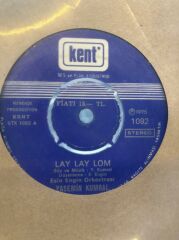 Yasemin Kumral ‎– Lay Lay Lom / Artık Yalnız Değilim 1975 BASKI 45LİK
