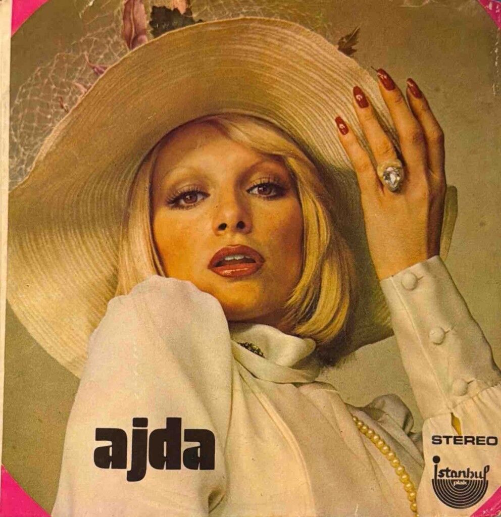 Ajda Pekkan – Hoş Gör Sen / Sanane, Kimene 45'lik