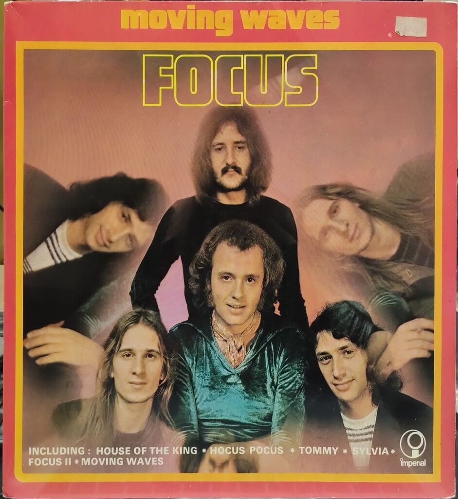 Focus – Moving Waves