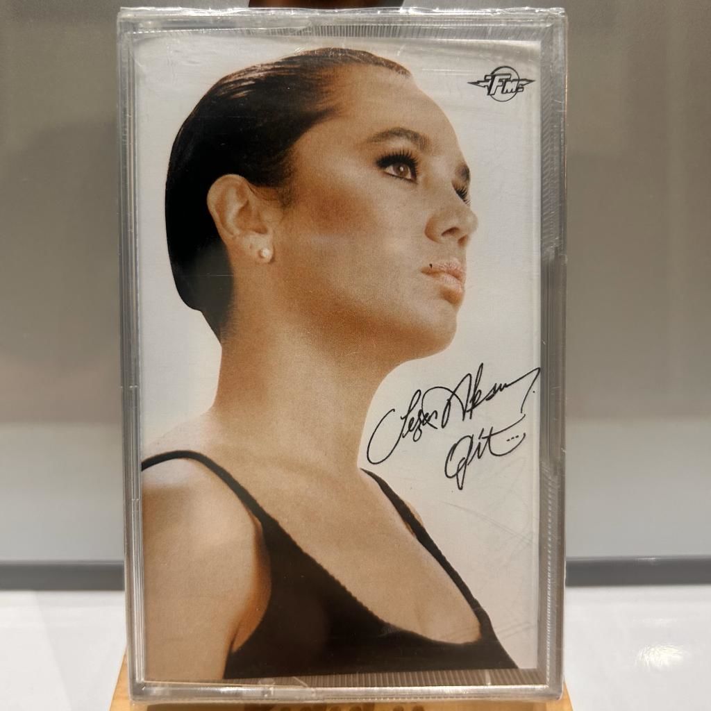 KASET Sezen Aksu – Git... KASET
