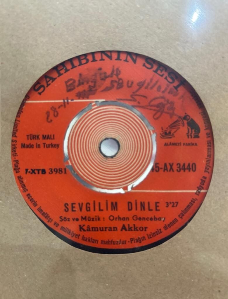 Kamuran Akkor - Sevgilim Dinle/Yalnız Beni Sev Demiştin 45lik