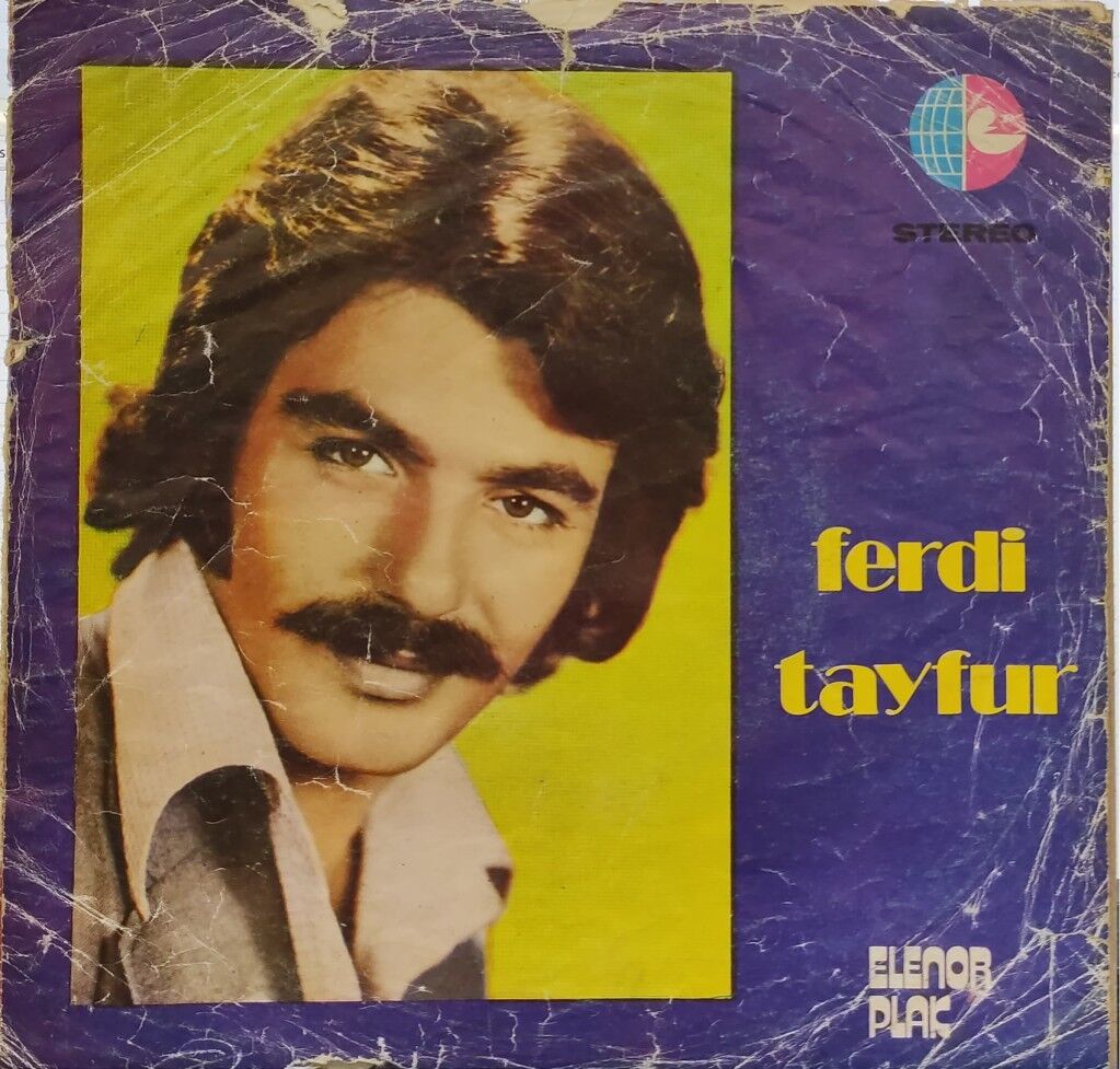 Ferdi Tayfur – Çeşme / Muhtaç Etme Beni 45'lik