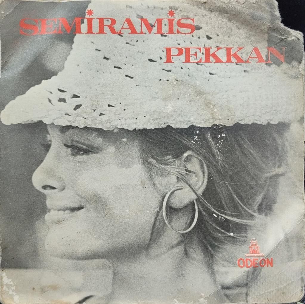 Semiramis Pekkan – Eskisi Gibi Değilim / Dert Ortağım 45'lik