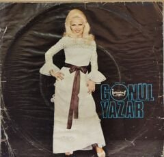 Gönül Yazar – O Ağacın Altı / Elveda Meyhaneci / Gurbet / Ne Birleştik Ne Ayrıldık 45'lik