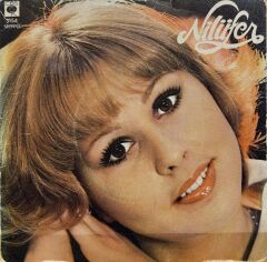 Nilüfer – Kim Arar Seni / Başka Sözüm Yok 45'lik