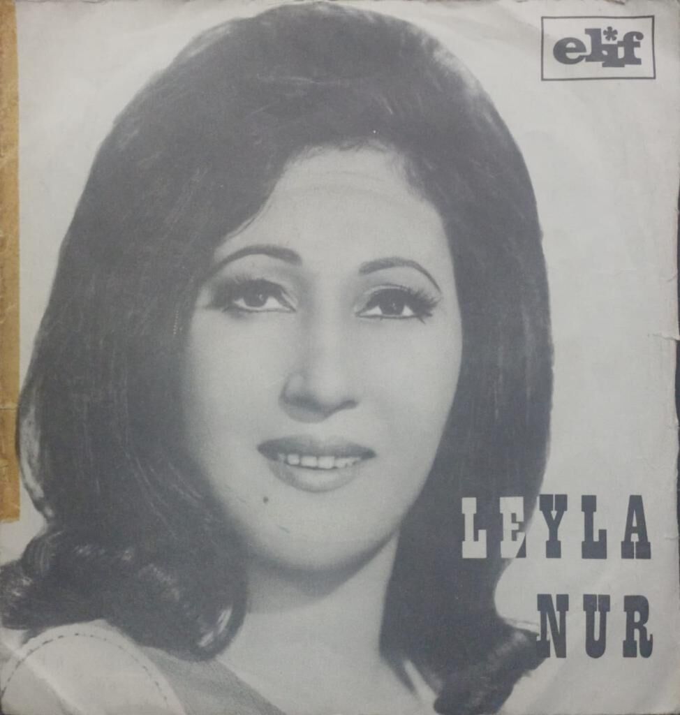 Leyla Nur – İnsanlık Bende Kalsın / Köşelerde Gizlice Dönem TR Baskı 45 lik