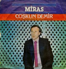 Modern Folk Üçlüsü Ve Ayşegül / Coşkun Demir – Dönme Dolap / Miras 45'lik