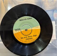 Müzeyen Senar – Sen Artık Benim Değil Ellerinsin 45'lik