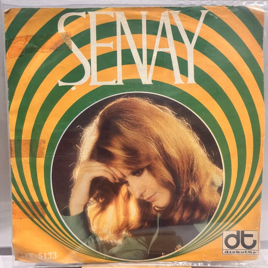 Şenay – Beyaz Ülke / Gerçek Nerede