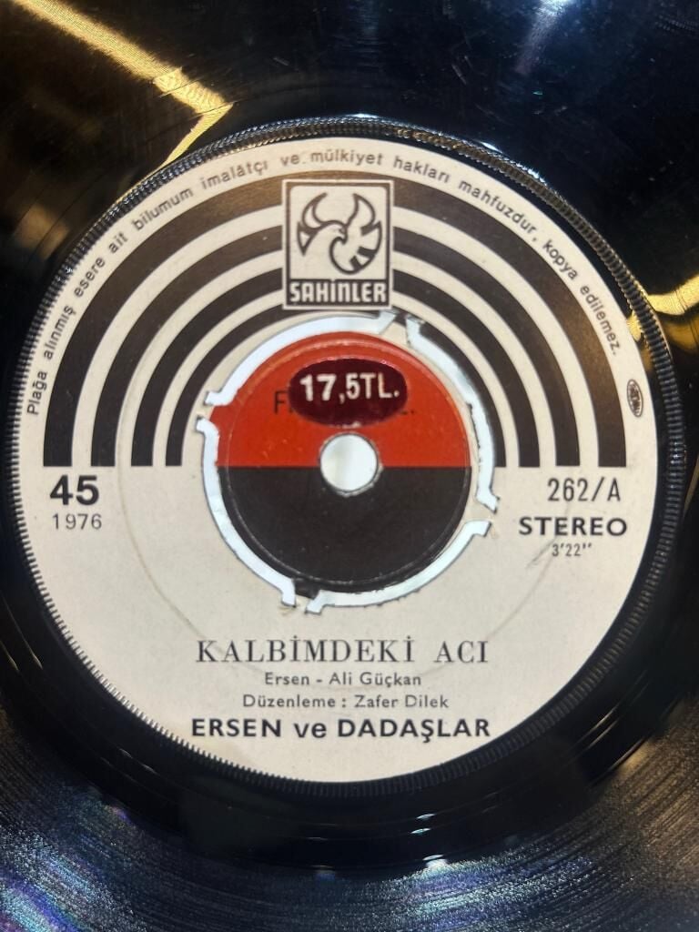 Ersen ve Dadaşlar ‎– Kalbimdeki Acı / Gurur 1976 BASKI 45LİK