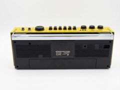 Crownwell Sarı Bluetooth Destekli Nostaljik Kaset Çalar ve Taşınabilir Radyo SARI