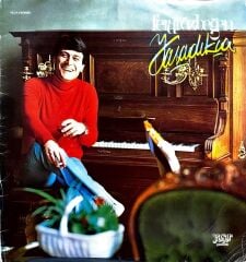 Ferdi Özbeğen – Yaşadıkça LP