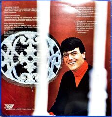Ferdi Özbeğen – Yaşadıkça LP