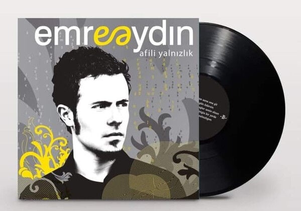 Emre Aydın – Afili Yalnızlık