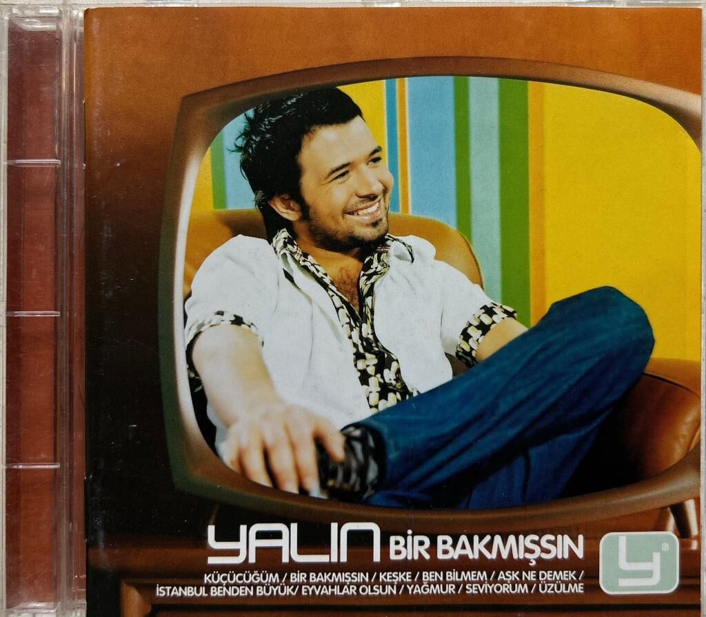 Dikkat CD Yalın-Bir Bakmışsın CD