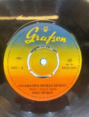 Zeki Müren ‎– Sigaramda Duman Duman / Sus Kalbim Sus 1969 BASKI 45LİK