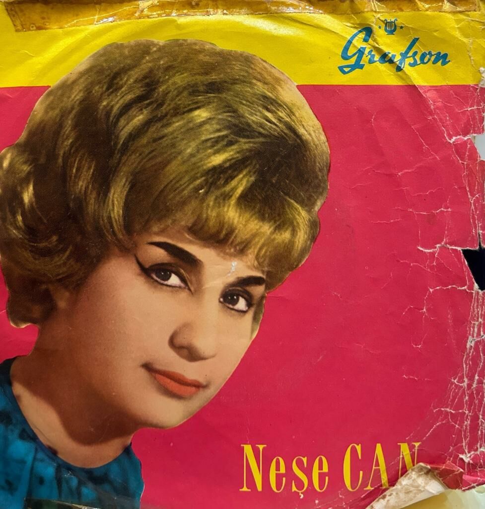 Neşe Can - Talih Kuşu / Kaçtım KAÇTIM Kurtulamadım DÖNEM BASKI 45LİK