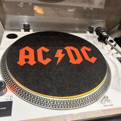 AC/DC BASKILI PİKAP MATI PİKAP KEÇESİ