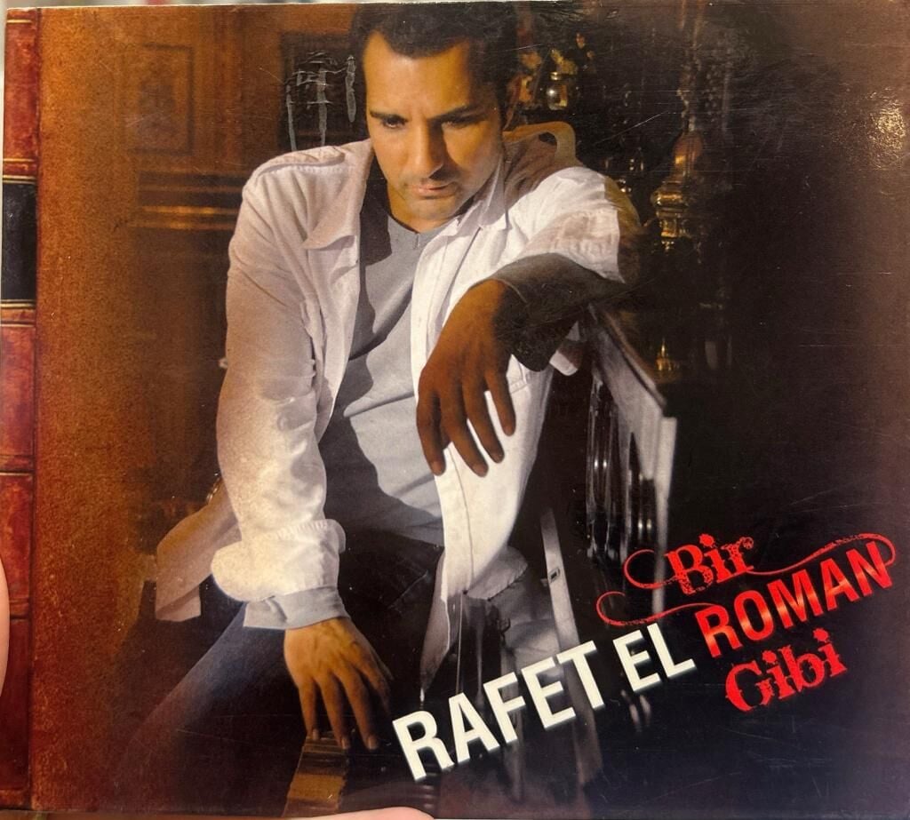 DİKKAT DİKKAT CD CD Rafet El Roman – Bir Roman Gibi 2008 BASKI CD