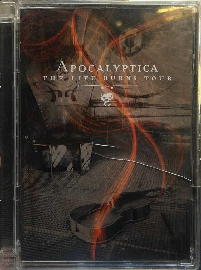 DİKKAT DVD Apocalyptica – The Life Burns Tour 2006 BASKI DVD