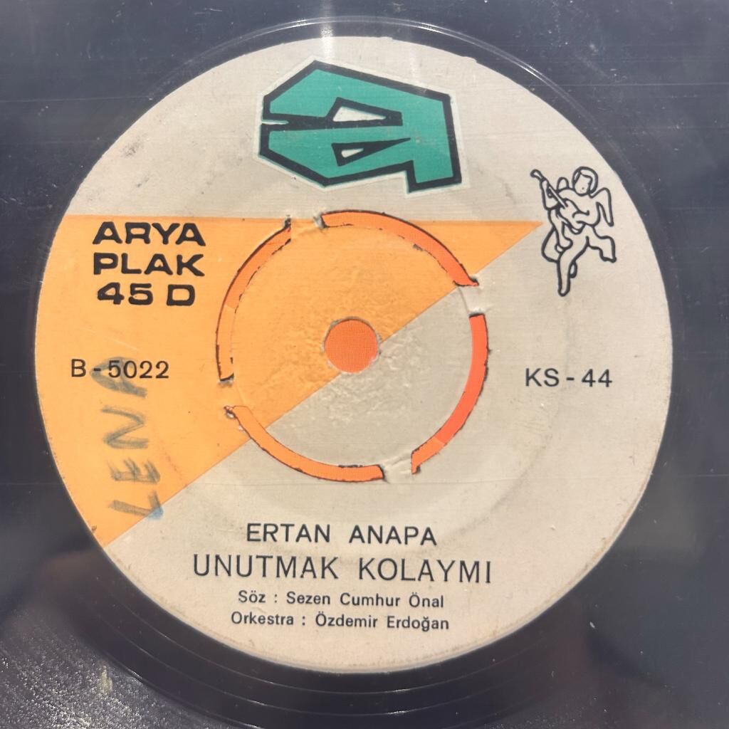Ertan Anapa – Unutmak Kolay Mı / Karlı Dağdaki Ateşim 1971 BASKI 45LİK