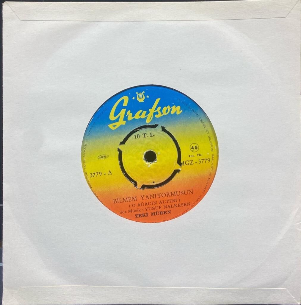 Zeki Müren – O Ağacın Altını / Şeytana Uyduk Bir Kerre 45'lik