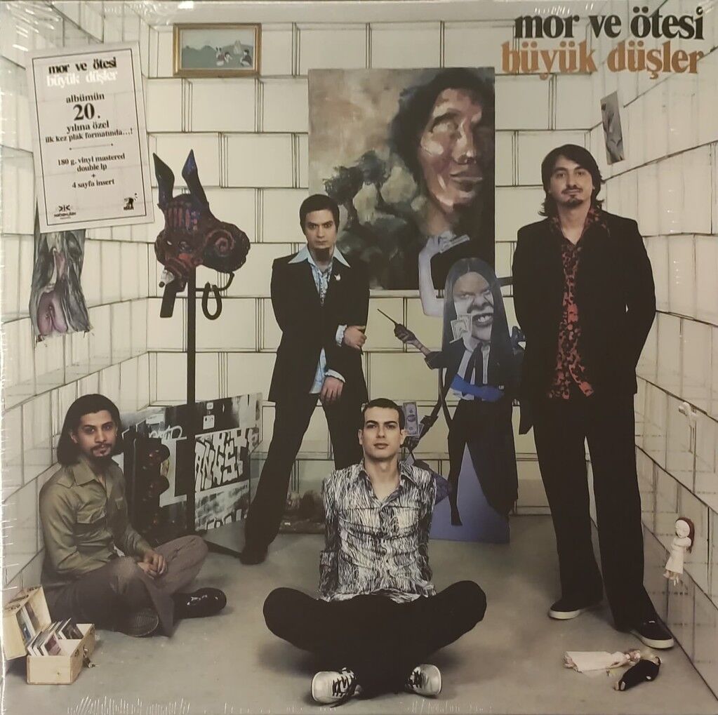 Mor Ve Ötesi – Büyük Düşler