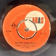 Ay-Feri, Kadri Ünalan Orkestrası ‎– İbibikler / İkimize Bir Dünya 1968 BASKI 45LİK