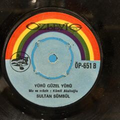 Sultan Sümbül – Kostak Oğlan / Yürü Güzel Yürü