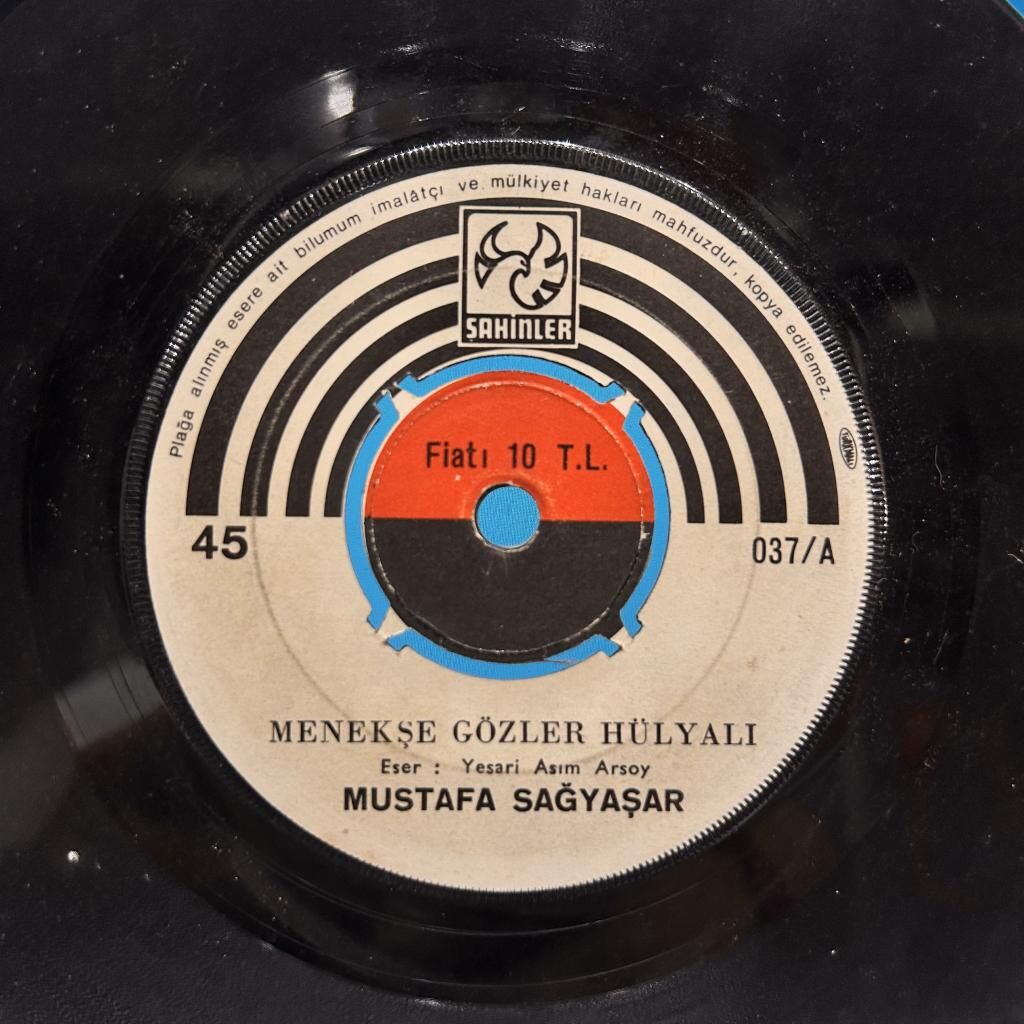 Mustafa Sağyaşar – Menekşe Gözler Hülyalı / Unutamam Seni 45lik