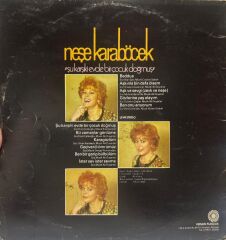 Neşe Karaböcek ‎– Şu Karşıki Evde Bir Çocuk Doğmuş 1980 BASKI LP
