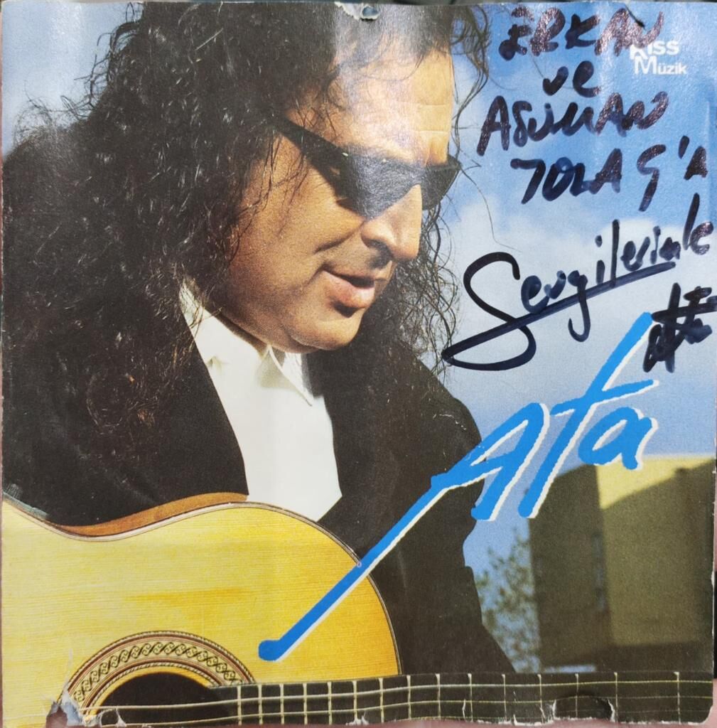 DİKKAT CD ATA  – Ata SANATÇI İMZALI