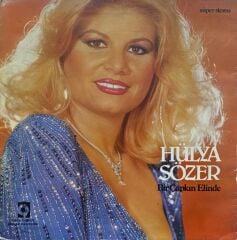 Hülya Sözer – Bir Çapkın Elinde