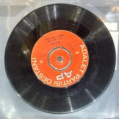 Yalın Tolga, Mustafa İktu – Marş - Şiir 45'lik