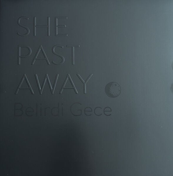 She Past Away – Belirdi Gece