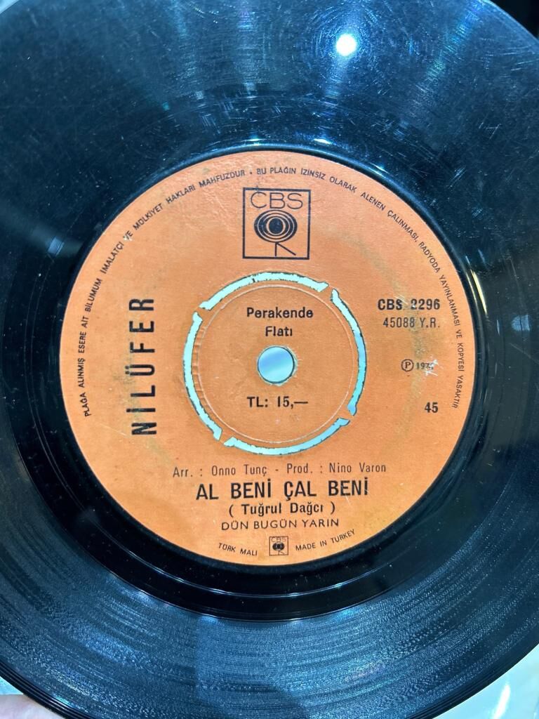 Nilüfer ‎– Al Beni Çal Beni / Körebe 1974 BASKI 45LİK