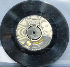 Gönül Akkor – Eden Bulur Dünyası / Bir Sokak Çeşmesi 45'lik