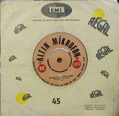 Sis Beşlisi Ve Turgut Oksay – Iğdırın Al Elması / Çarşambayı Sel Aldı 45'lik