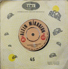 Sis Beşlisi Ve Turgut Oksay – Iğdırın Al Elması / Çarşambayı Sel Aldı 45'lik